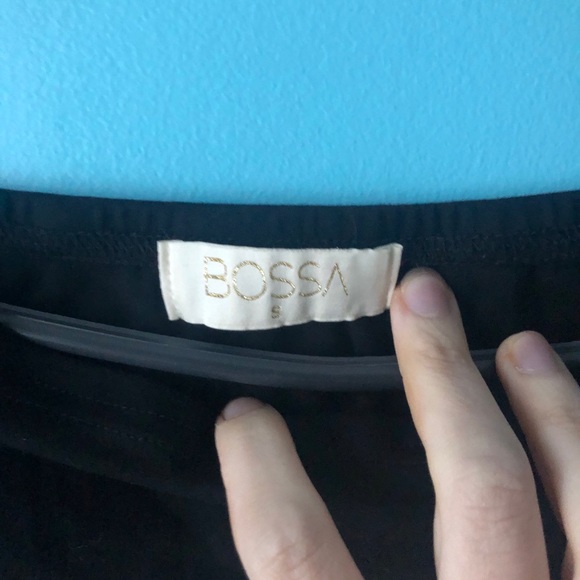 NWOT Bossa Off the Shoulder Crop Top - Picture 4 of 4